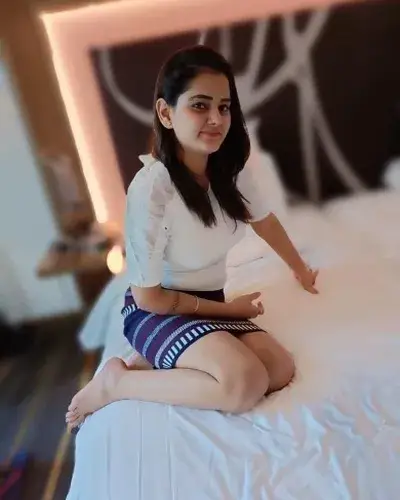 Escort Service In Mawryngkneng
